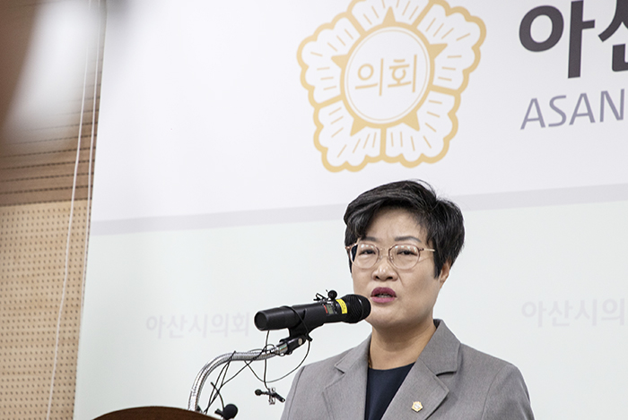 [시론] ‘예산권 포기’ 압박한 김희영 의장, 집행부와 전면전 선언했나?